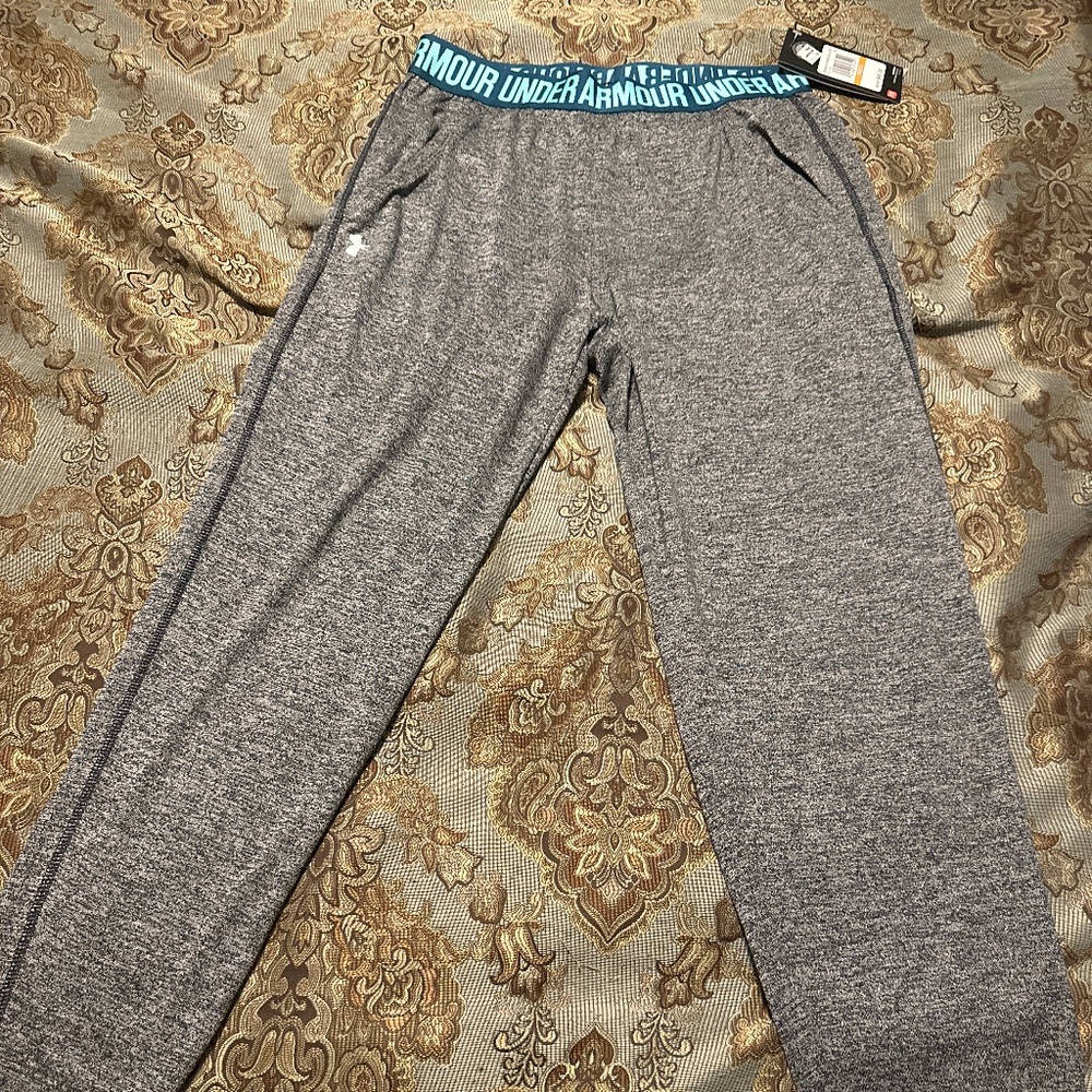 Under Armour Women’s Size Small Joggers